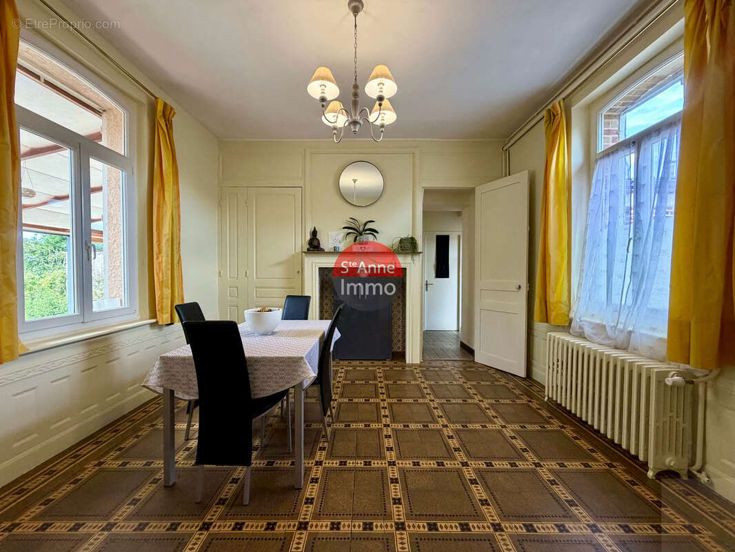 Poulainville - maison de maître - 220m2 - 5 chambres - jardin - dependances - photo 4