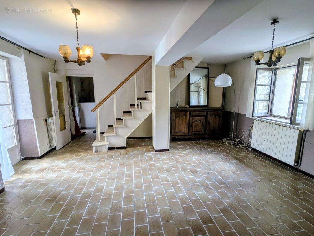 Maison à TARASCON-SUR-ARIEGE