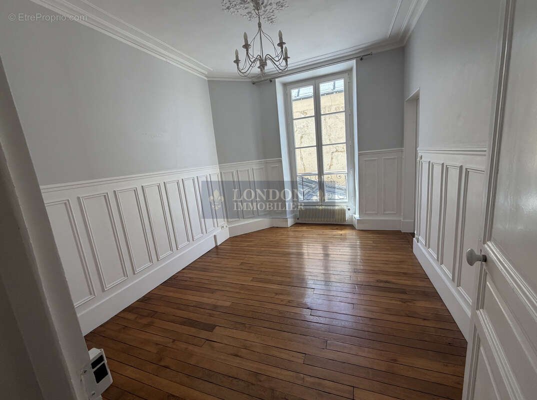 Appartement à VERSAILLES