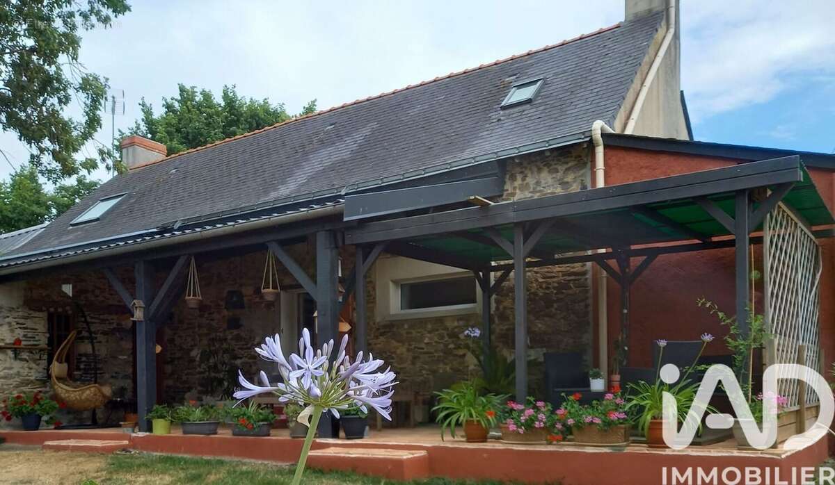 Photo 4 - Maison à LA POUEZE