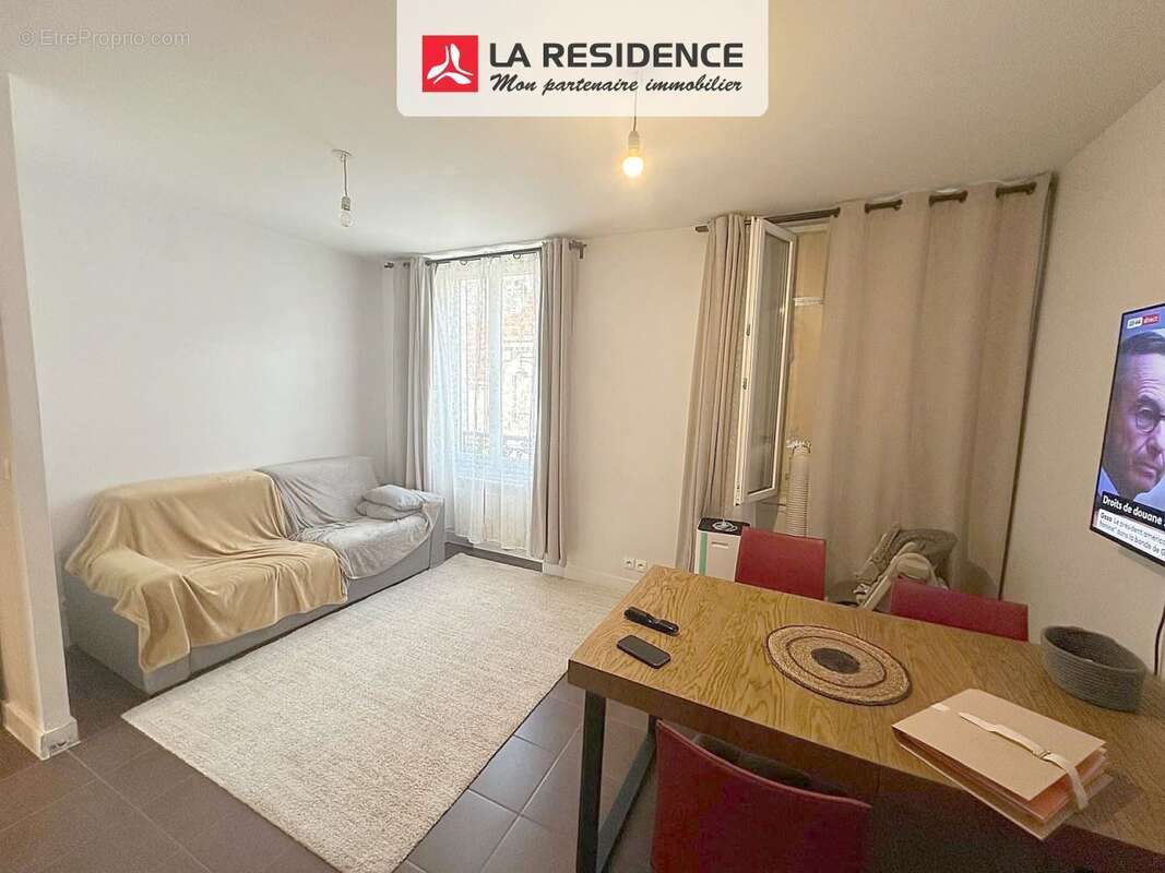 Appartement à STAINS