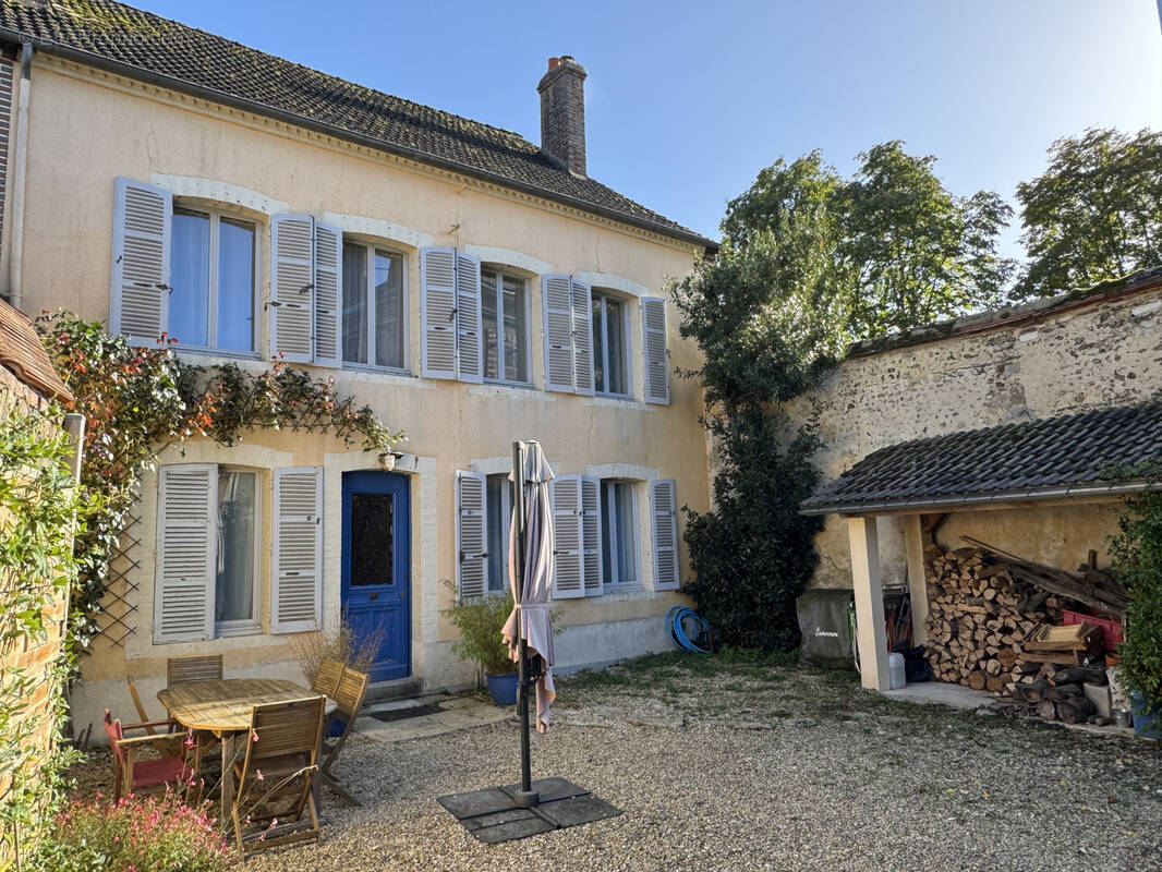 Maison à CHAMPIGNELLES