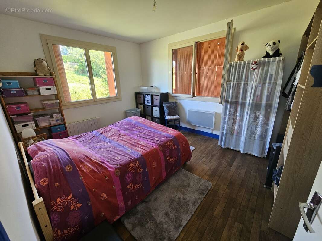 Maison 97 m² à Chateauneuf-La-Foret  - photo 8