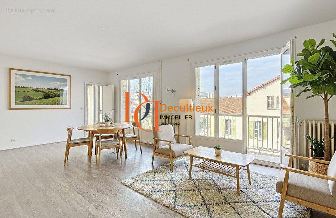 Appartement à LYON-8E