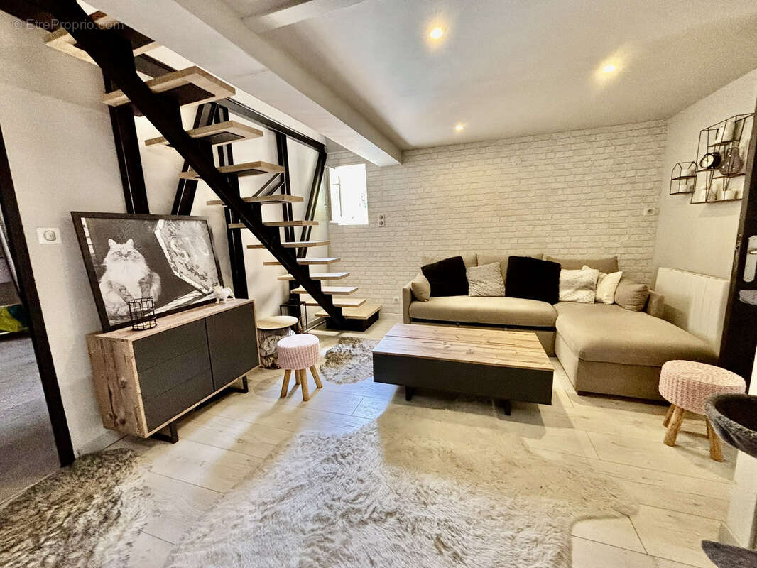 Maison à MALAUCENE