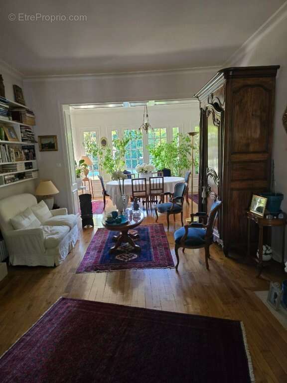 Maison à LE CREUSOT