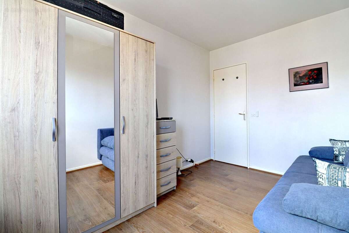 Appartement à VERNEUIL-SUR-SEINE