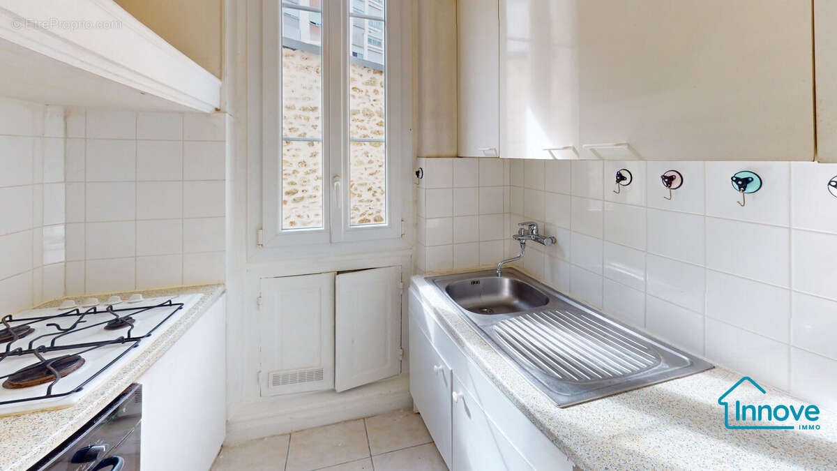 Appartement à PARIS-14E