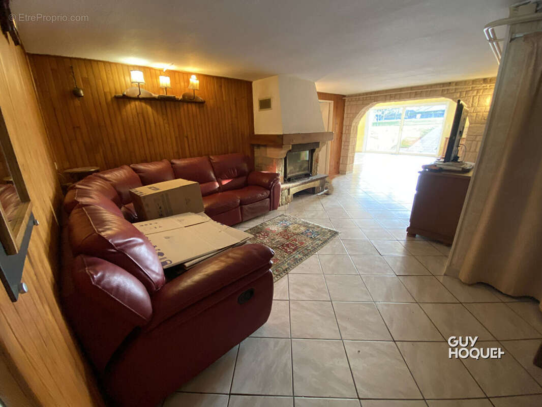 Maison à PARAY-LE-MONIAL