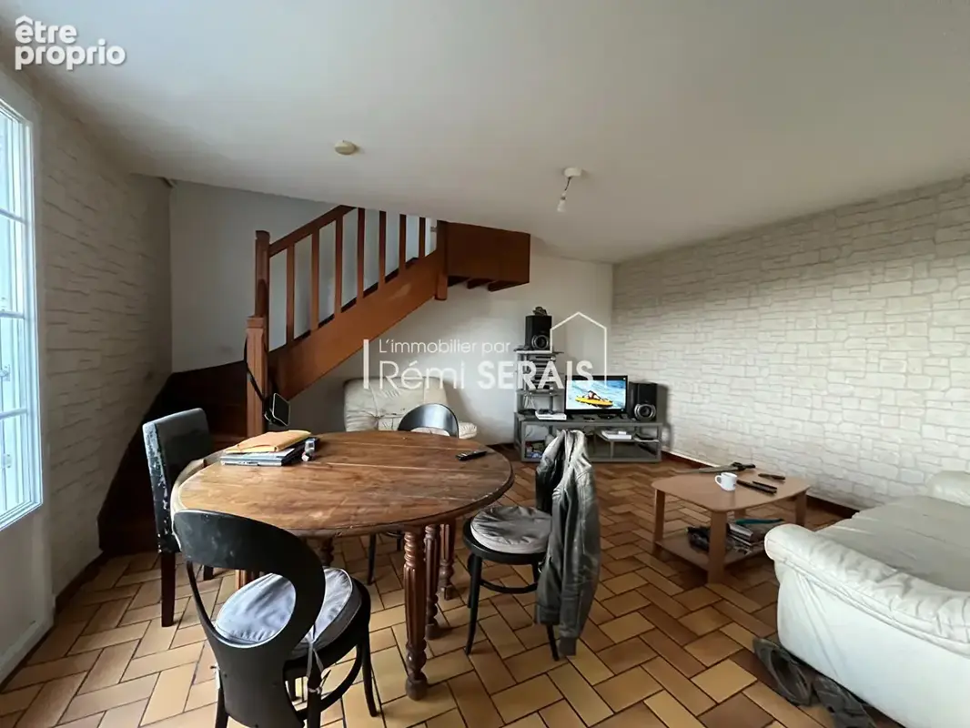 Domfront-en-Poiraie : Ensemble immobilier de deux maisons - photo 11