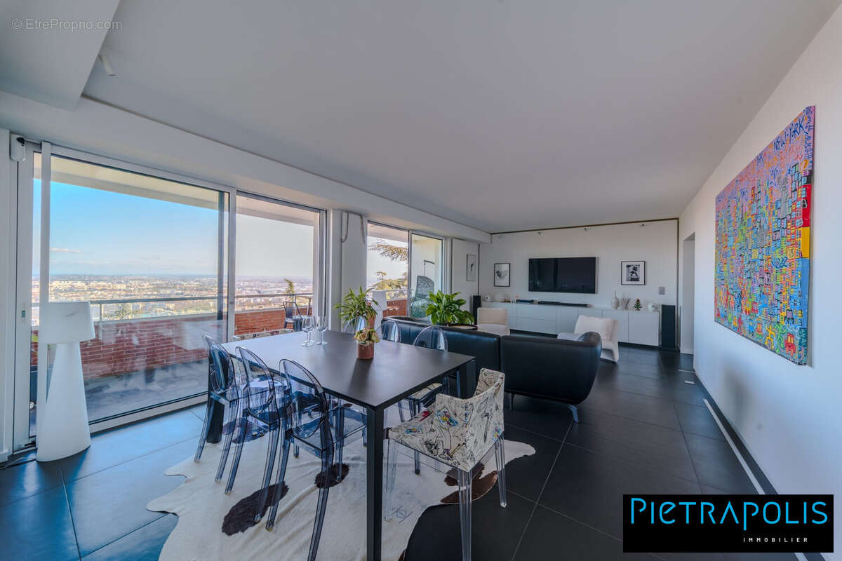 Appartement 115 m² à Sainte-Foy-Les-Lyon  - photo 2