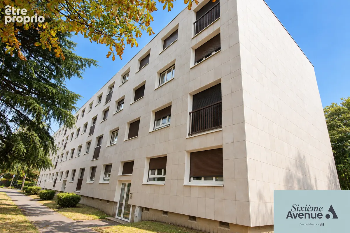 Appartement à CHILLY-MAZARIN