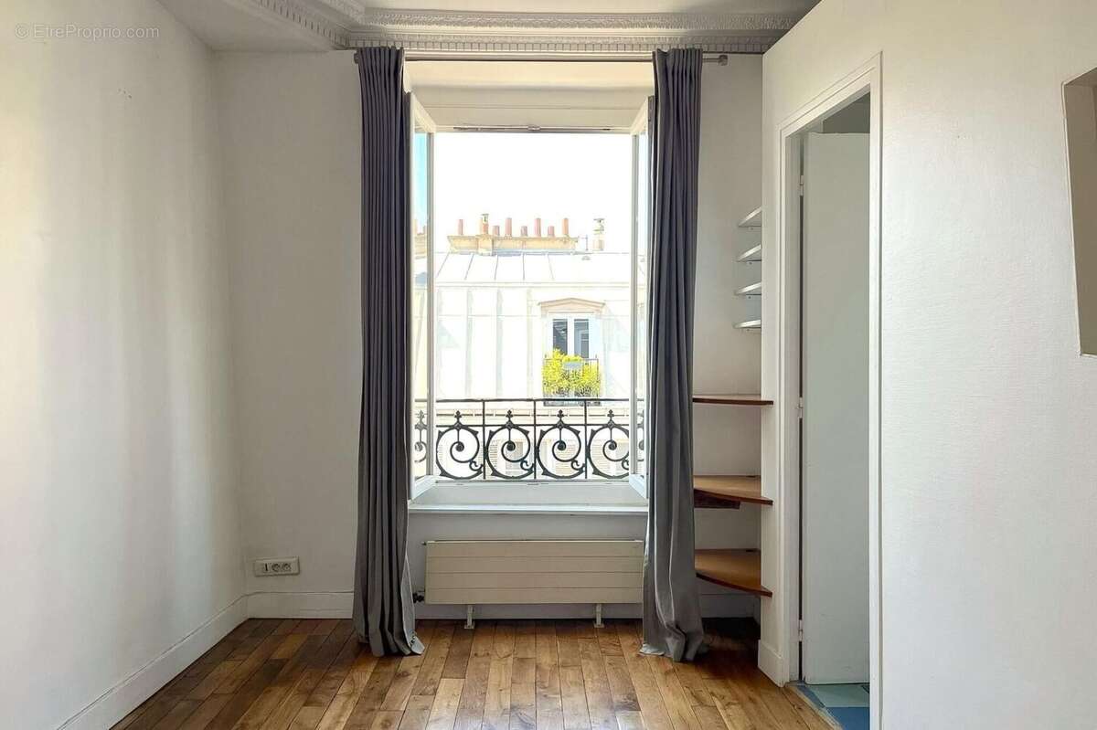 Photo 2 - Appartement à PARIS-17E