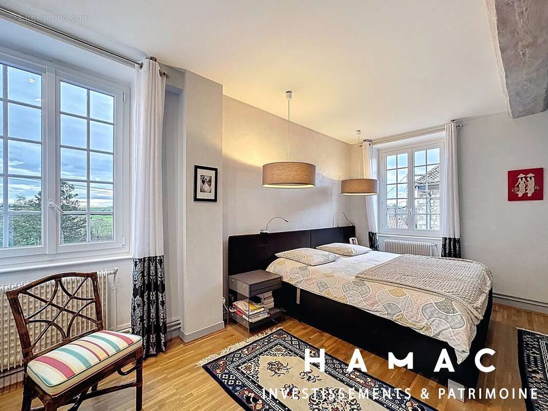 Maison à SOUCIEU-EN-JARREST