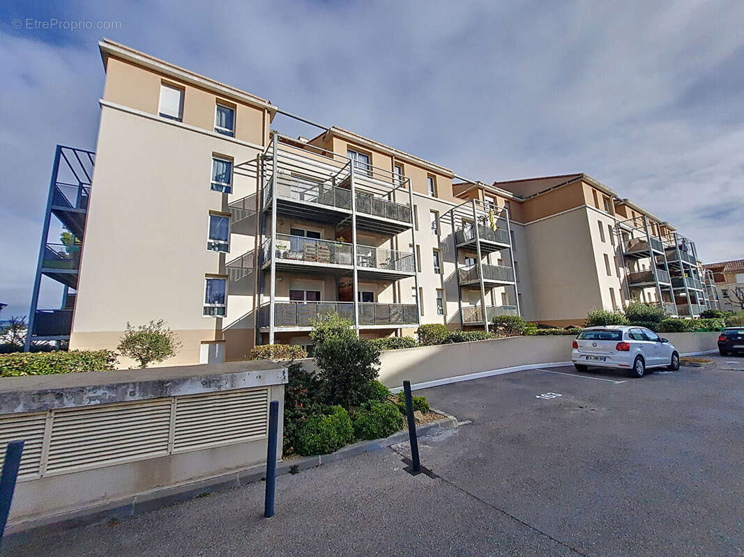 Appartement à MARSEILLE-12E