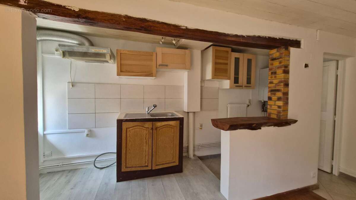 ARPAJON, centre, petite copro, T2 36.82 m² en bon état - photo 5