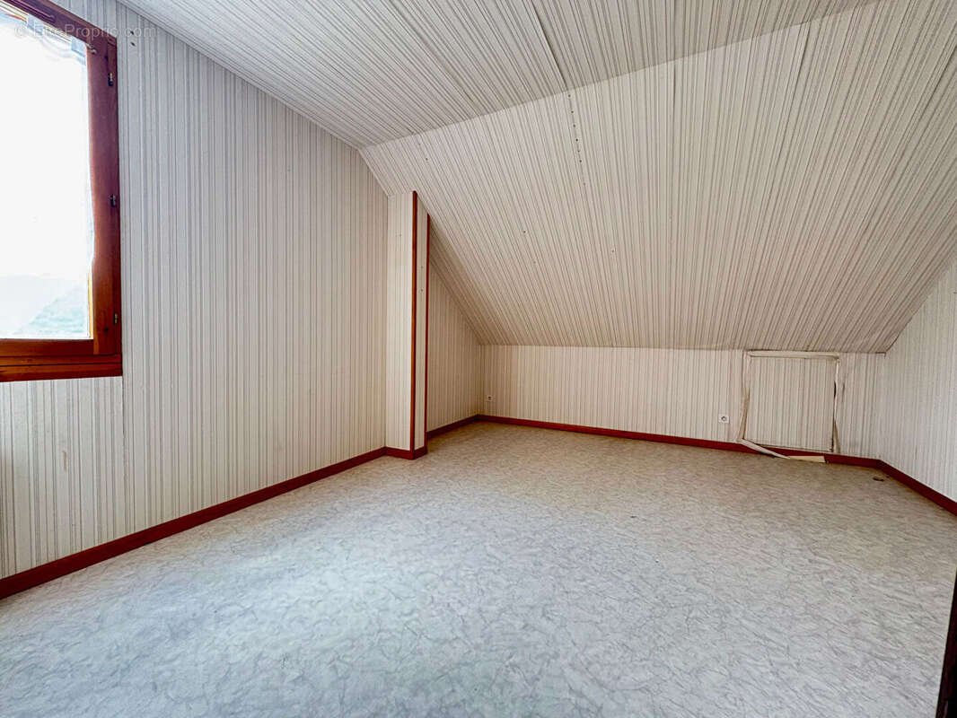 Maison à RUPT-SUR-MOSELLE