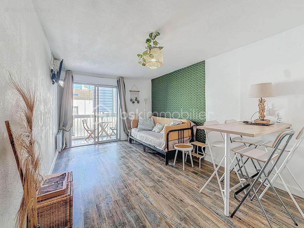 Appartement à CANDILLARGUES