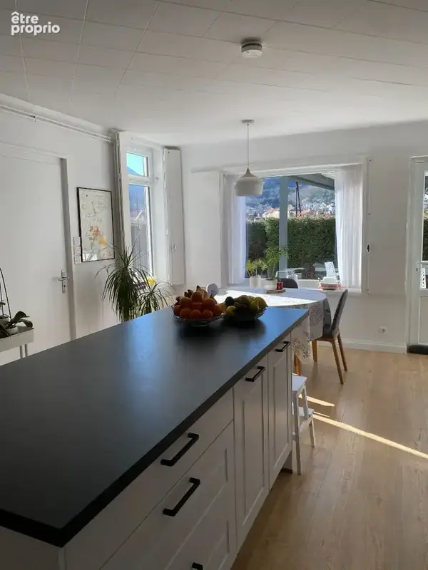 ROYAT Maison Centre Ville Jardin Parkings - photo 3