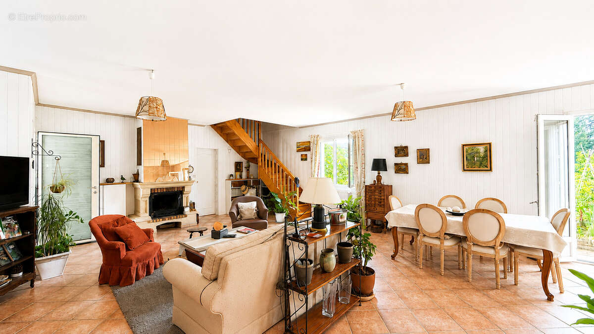 À vendre   Belle maison familiale à Saint-Ouen-les-Vignes, aux portes d’Amboise - photo 4