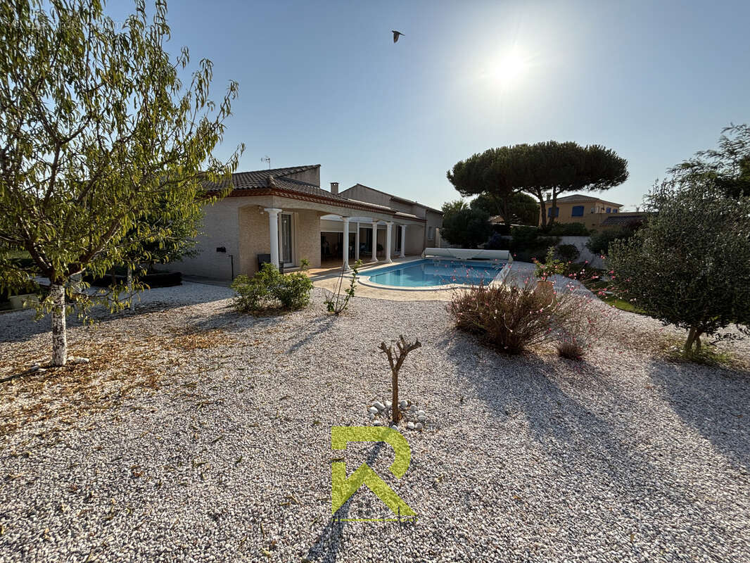 LE GRAU D'AGDE, Villa plain-pied avec piscine proche plages - photo 9