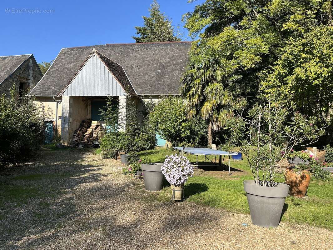 Maison à SAINT-MARTIN-D'AUXIGNY