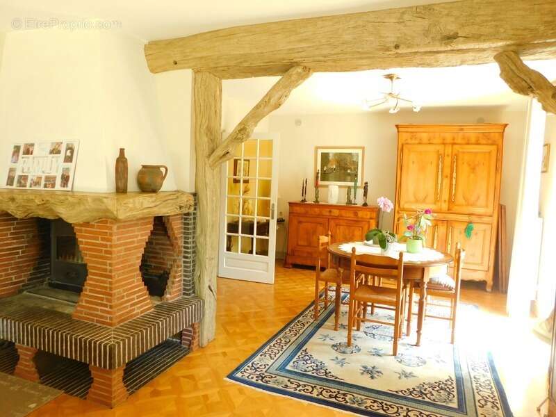 Maison à LA CHAPELLE-JANSON
