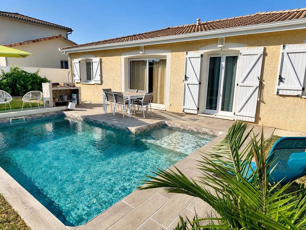 Maison à LABARTHE-SUR-LEZE