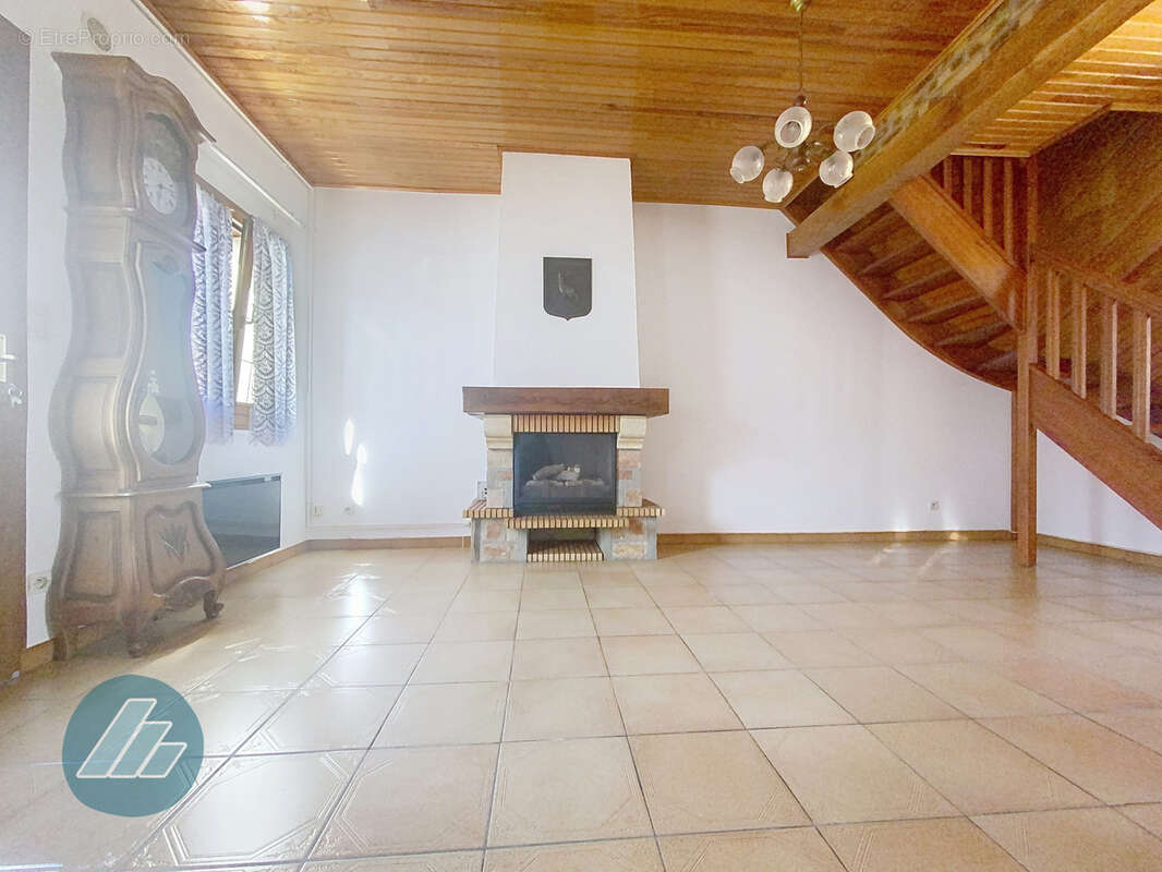 Maison à FRIVILLE-ESCARBOTIN