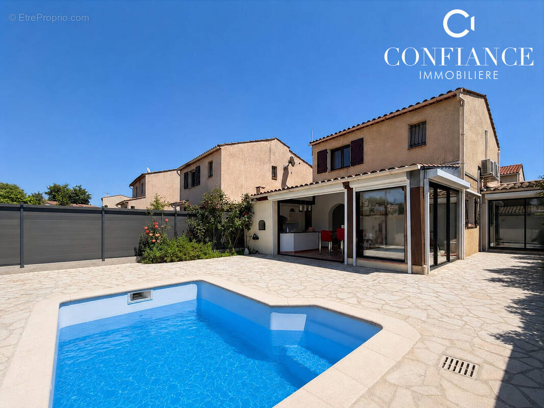 Maison à VILLENEUVE-LOUBET