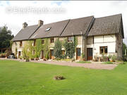 Maison à CONDE-SUR-NOIREAU