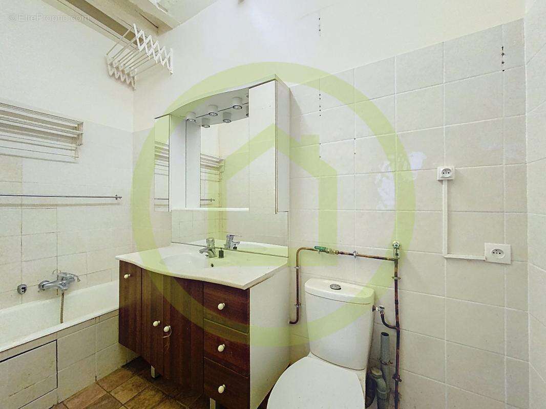 Appartement à PARIS-3E