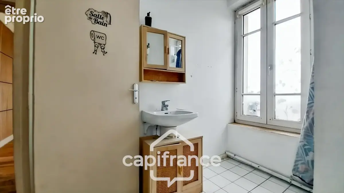 Maisons-Alfort-A VENDRE 2 PIECES 28,17m2 AVEC COMBLES-Lumineux-Traversant-Proche transports, Commerces, marché - photo 9