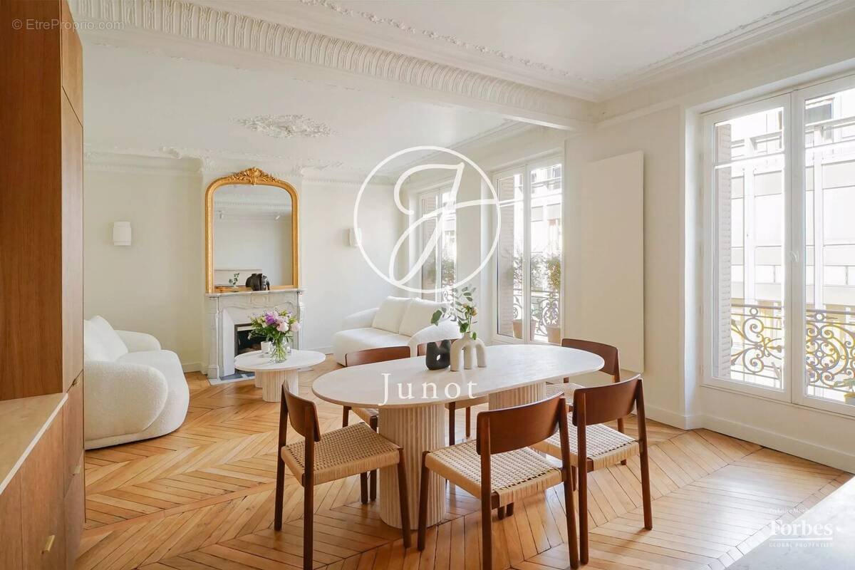 Appartement à PARIS-6E