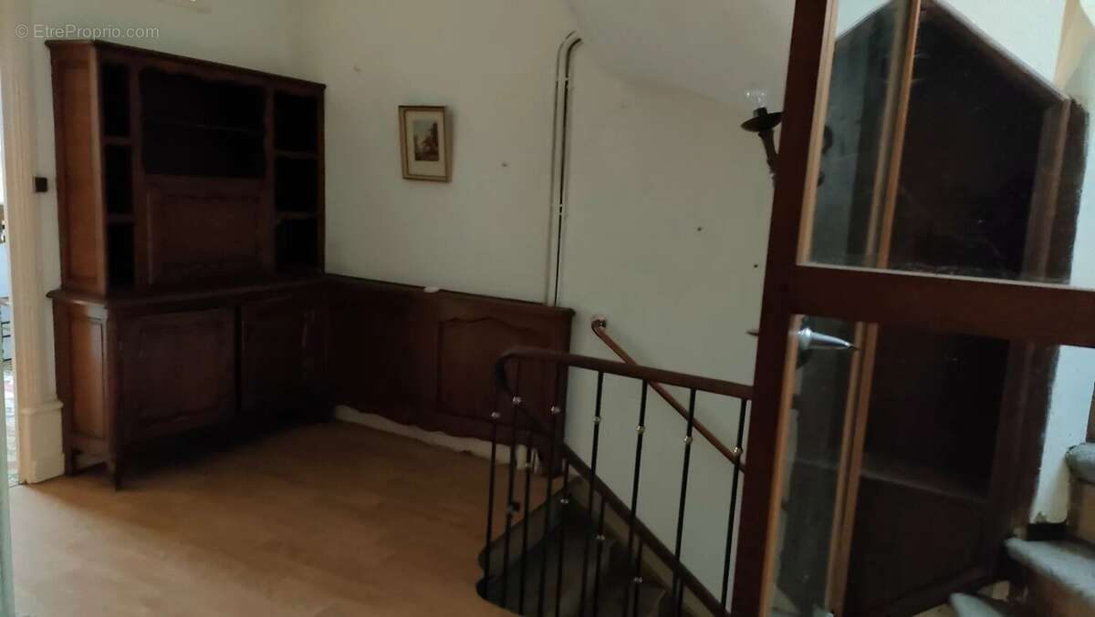 Appartement à CHAROLLES