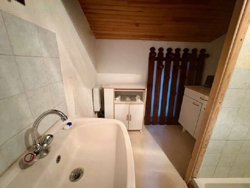 Maison à SAINT-MARTIN-DE-VALAMAS