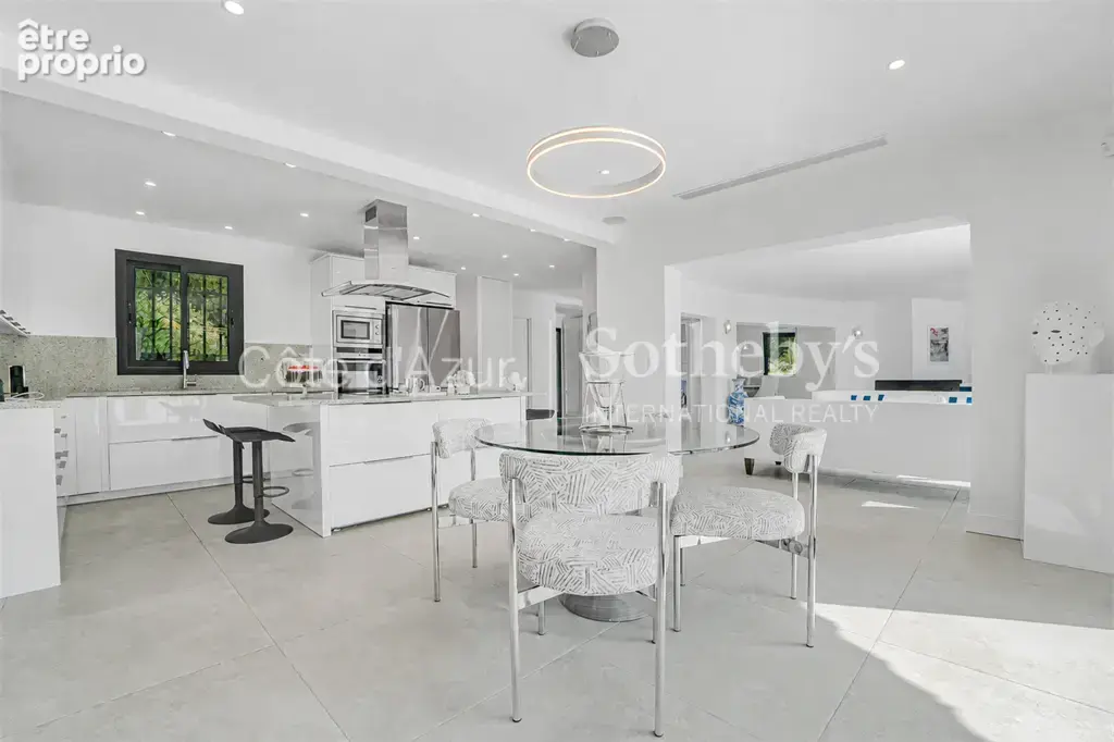 Mougins Les Parcs de Mougins, villa contemporaine rénovée sur un vaste terrain paysager - photo 7