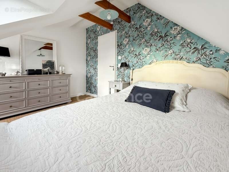 Maison à LE RELECQ-KERHUON