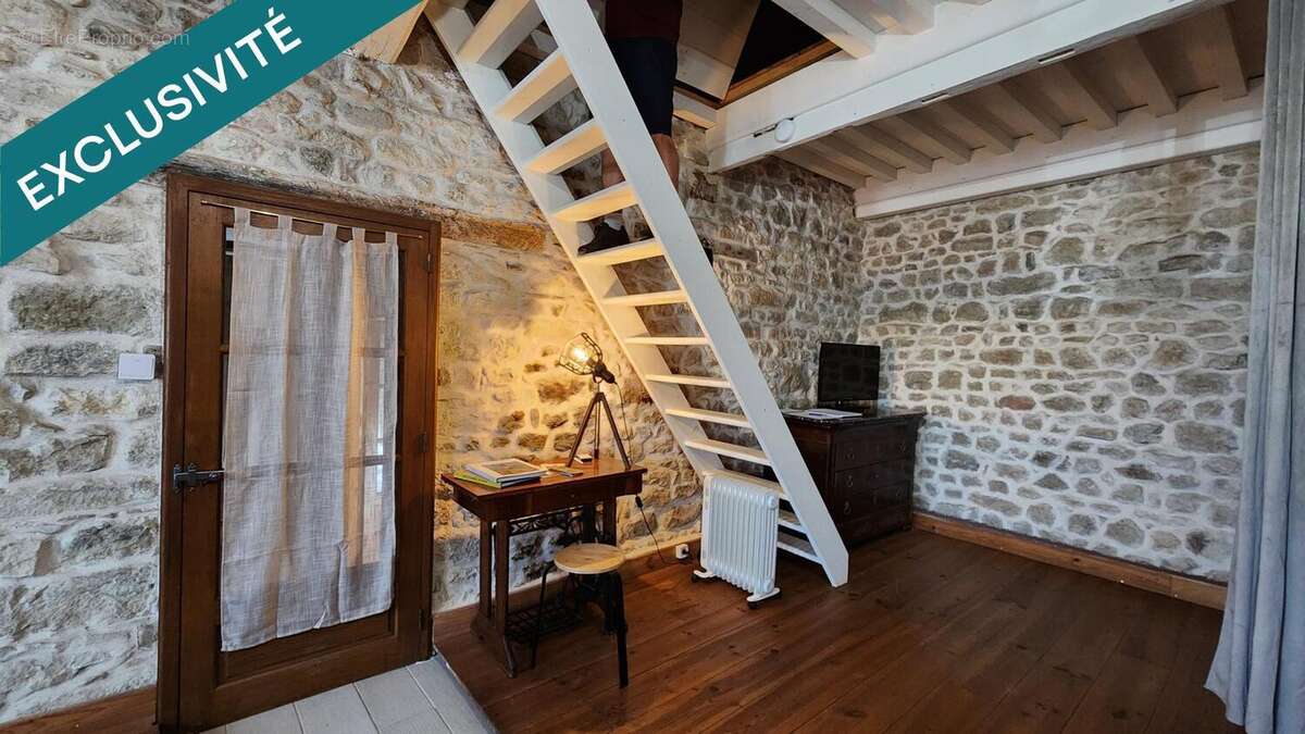 Appartement 52 m² à Mont-Saint-Vincent  - photo 4