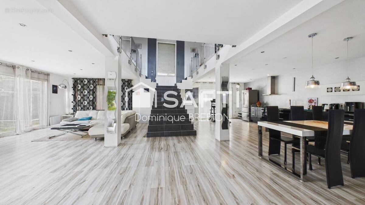 Photo 1 - Maison à BEZIERS