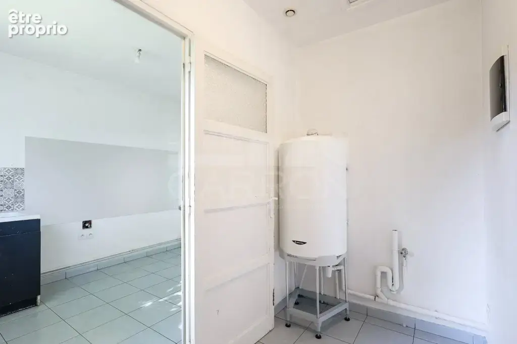 Maison 60 m² à Meyzieu  - photo 7
