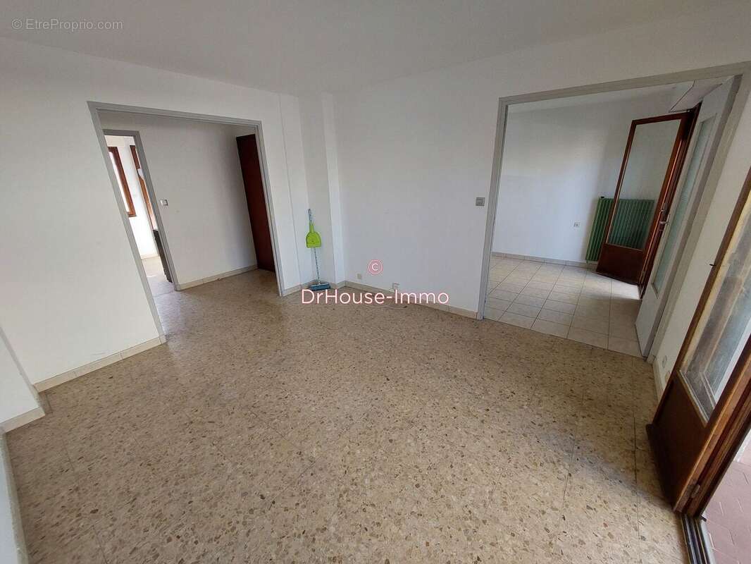 Appartement à CARRY-LE-ROUET