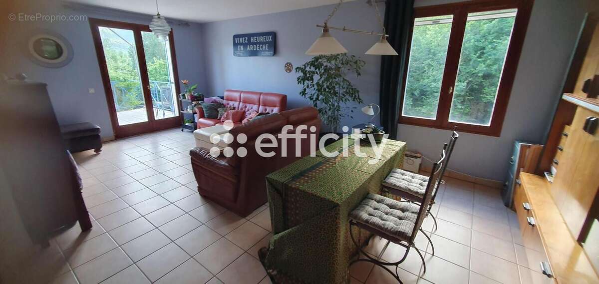 Maison 111 m² à Veyras  - photo 6
