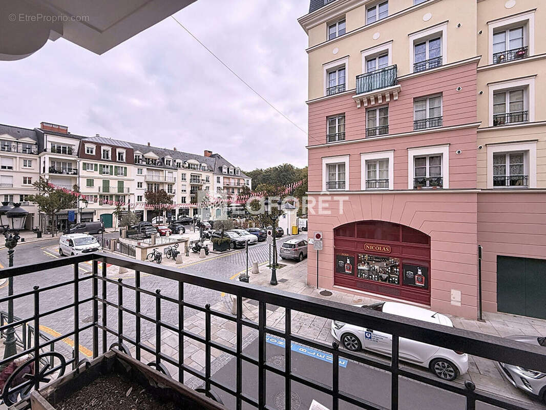 Appartement à LE PLESSIS-ROBINSON