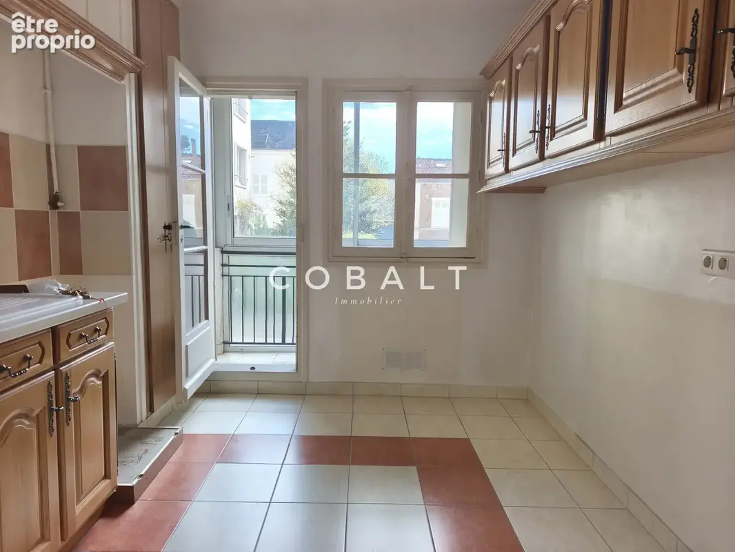 RARE AU CHESNAY : Appartement familial de 84 m2 au calme absolu, à deux pas de Versailles - photo 7