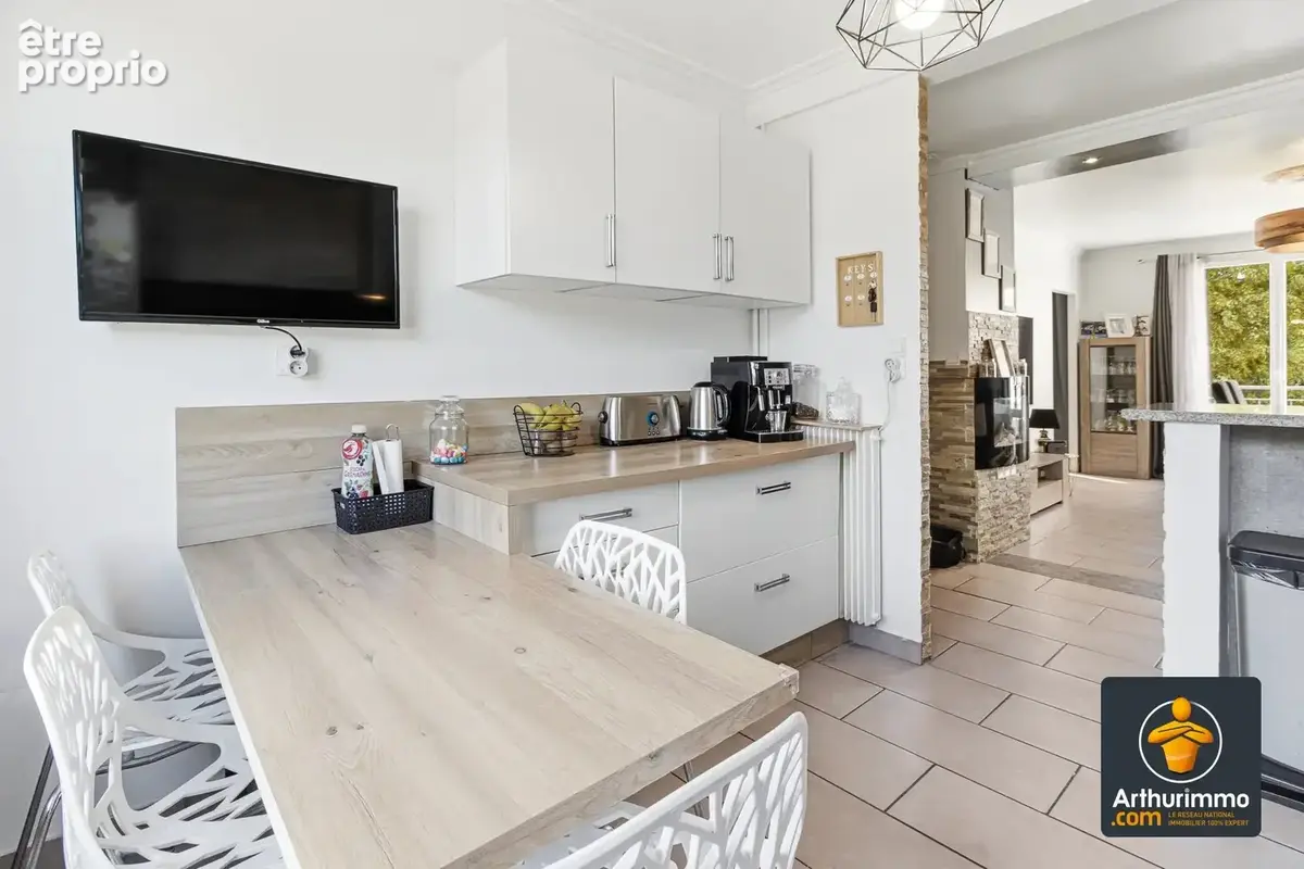 Appartement 4 pièces de 68,50 m² vendu meublé – 3 chambres, traversant, cave - photo 6