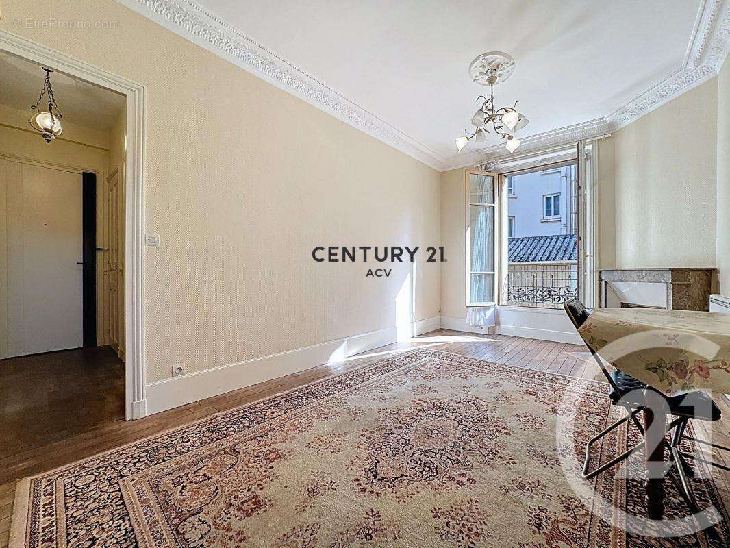 Appartement à MAISONS-ALFORT