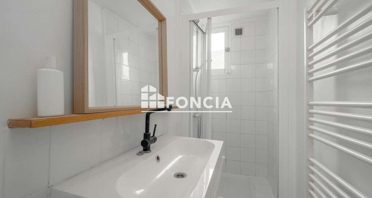 Appartement à ISSY-LES-MOULINEAUX