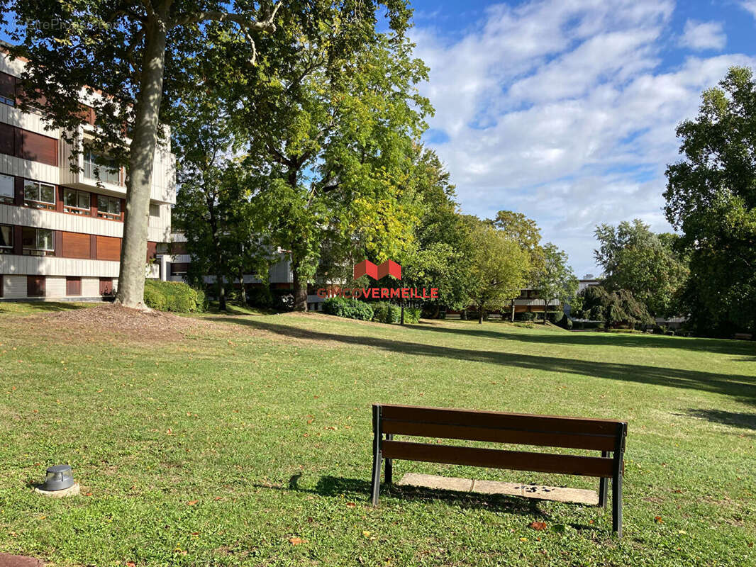 Appartement à LOUVECIENNES