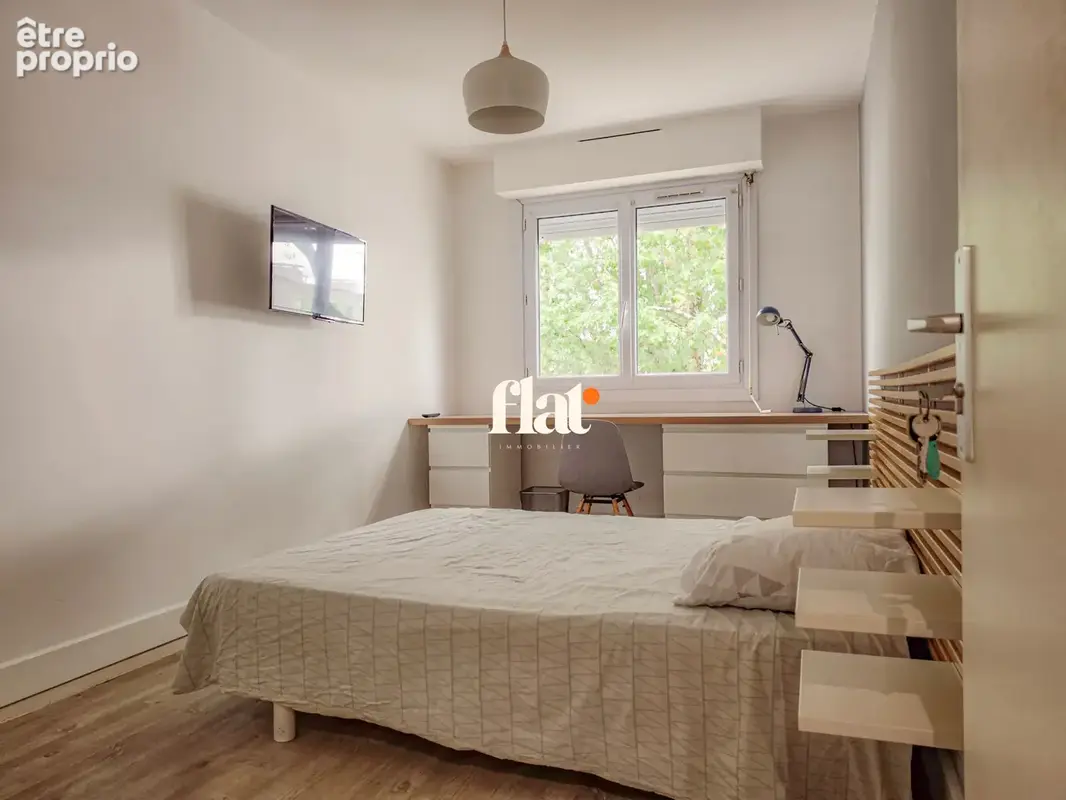 Appartement T6 + CAVE+ parking libre / Beausejour / tram 3 - DPE E. - photo 8
